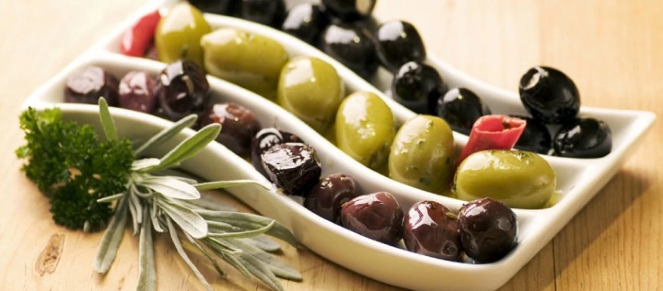 Ποια είναι η διαφορά ανάμεσα στις πράσινες και στις μαύρες ελιές